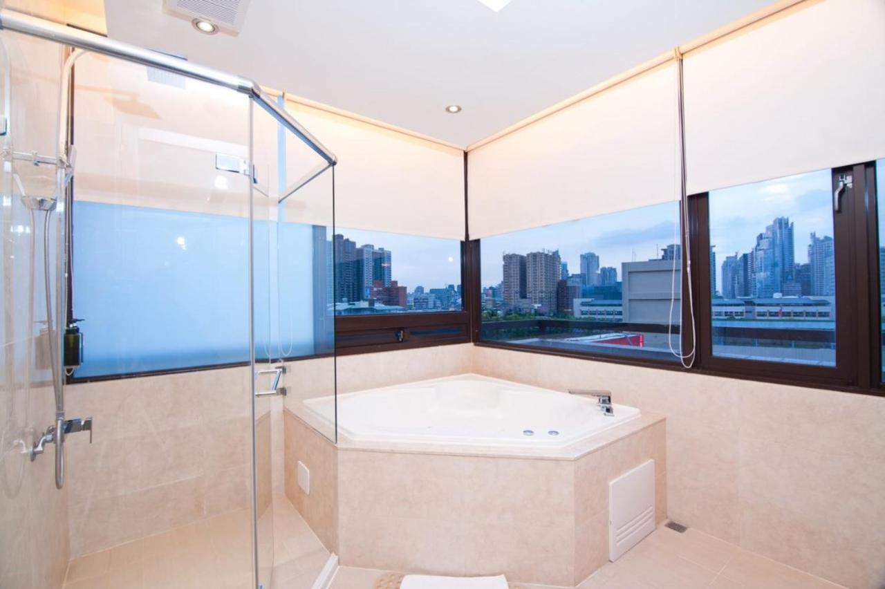 Talmud Hotel Taichung Luaran gambar