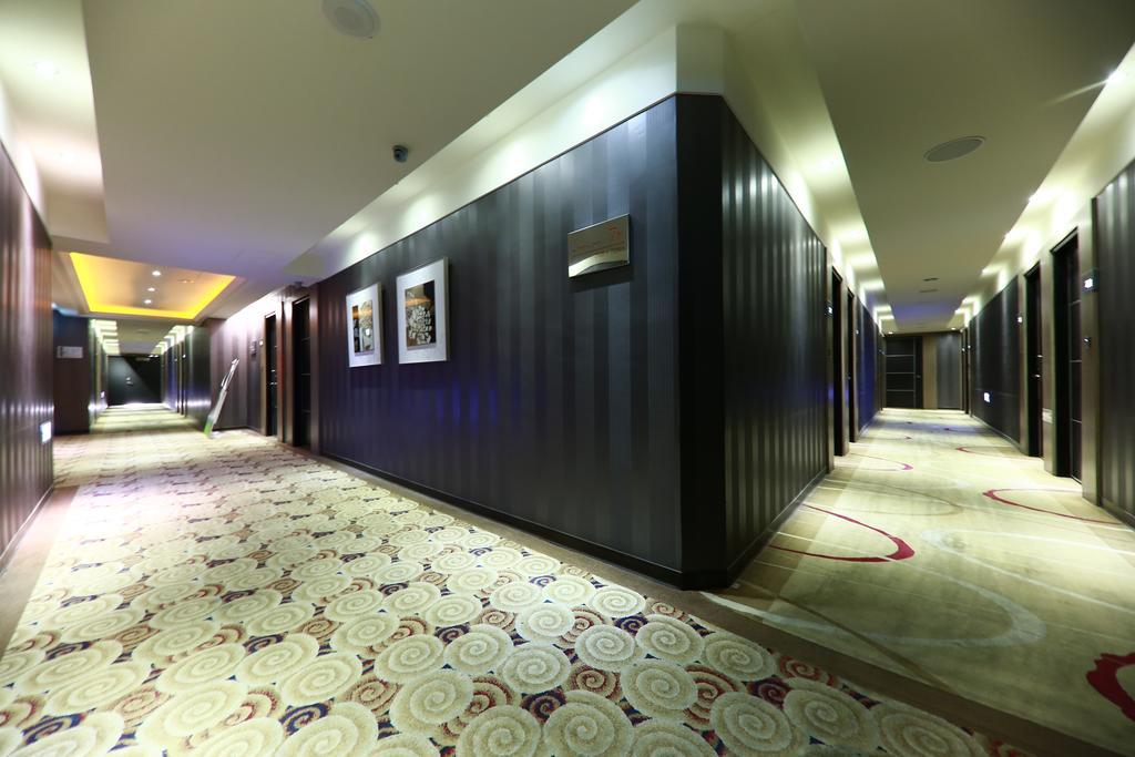 Talmud Hotel Taichung Luaran gambar