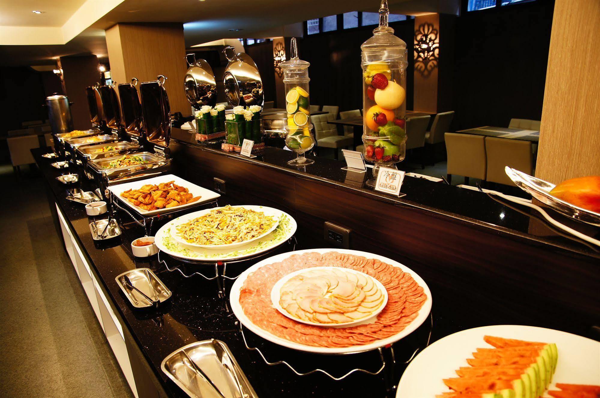 Talmud Hotel Taichung Luaran gambar